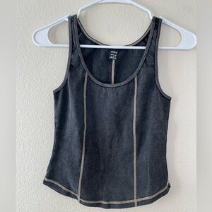 Cropped tank top
